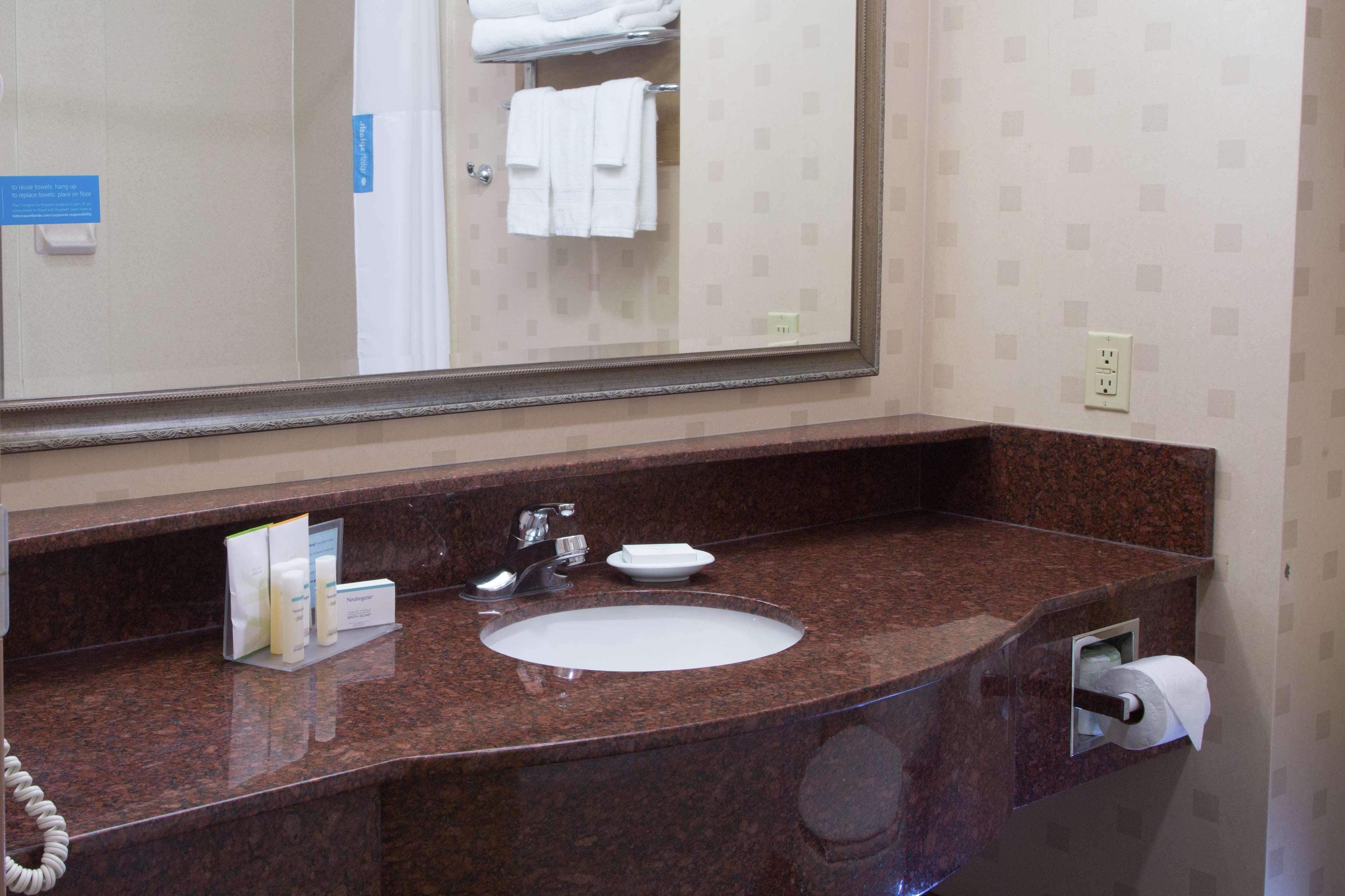 Hampton Inn Oxford-West Extérieur photo