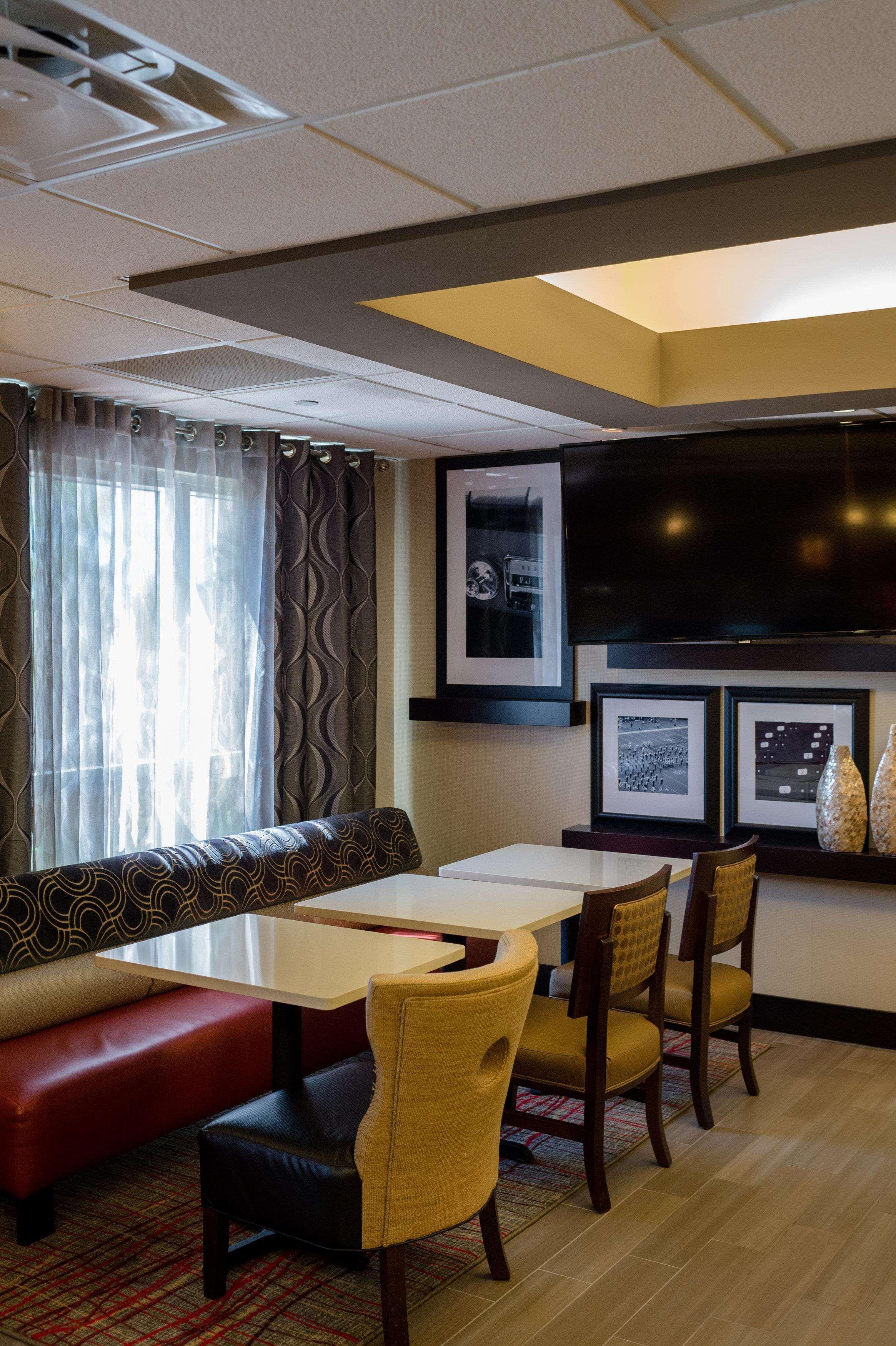 Hampton Inn Oxford-West Extérieur photo