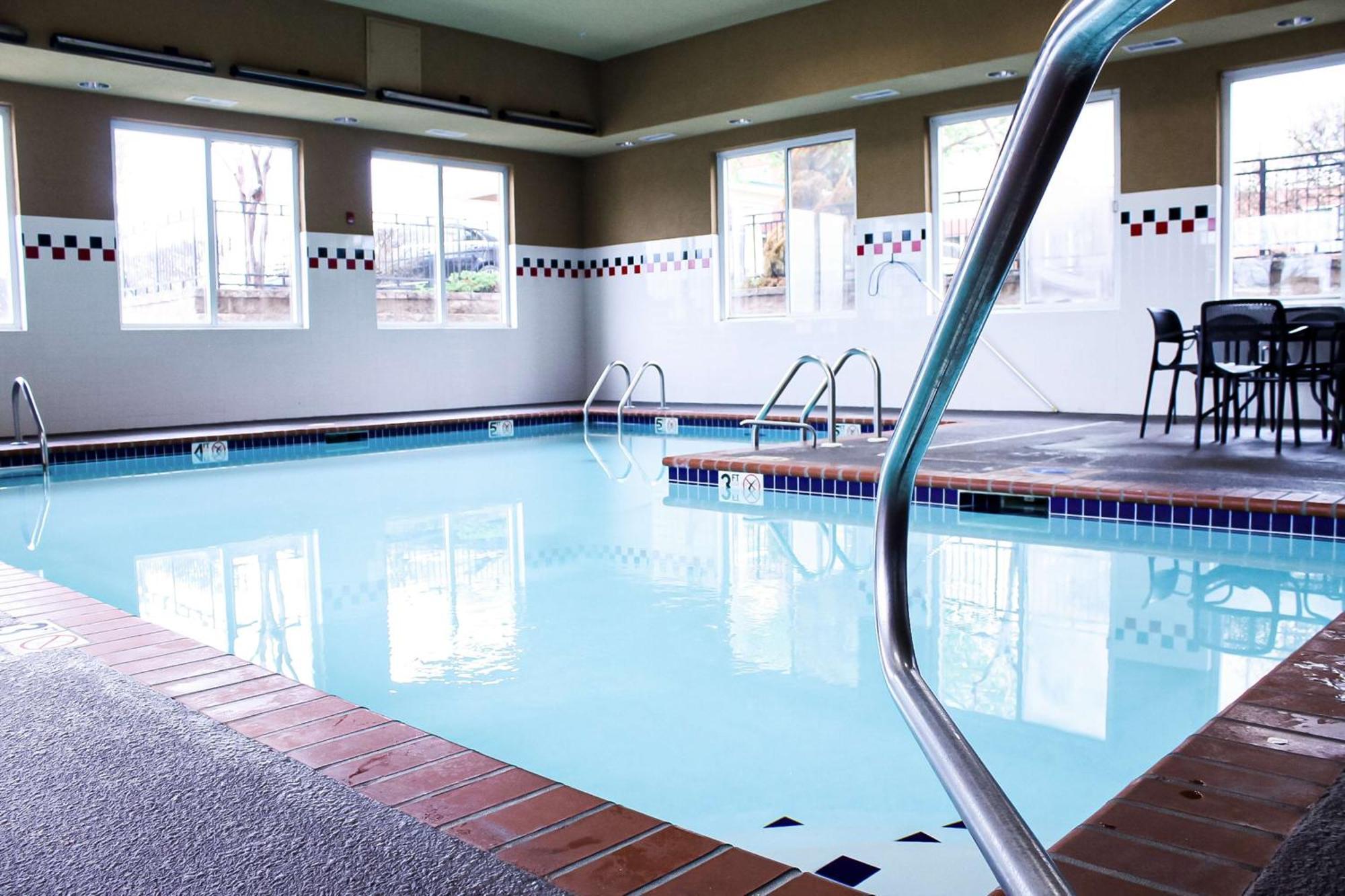 Hampton Inn Oxford-West Extérieur photo